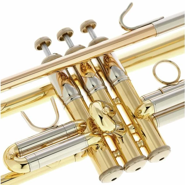 Bach TR-450 Bb- Trumpet Set 8 Bach TR-450 Bb- Trumpet Set - Image 6