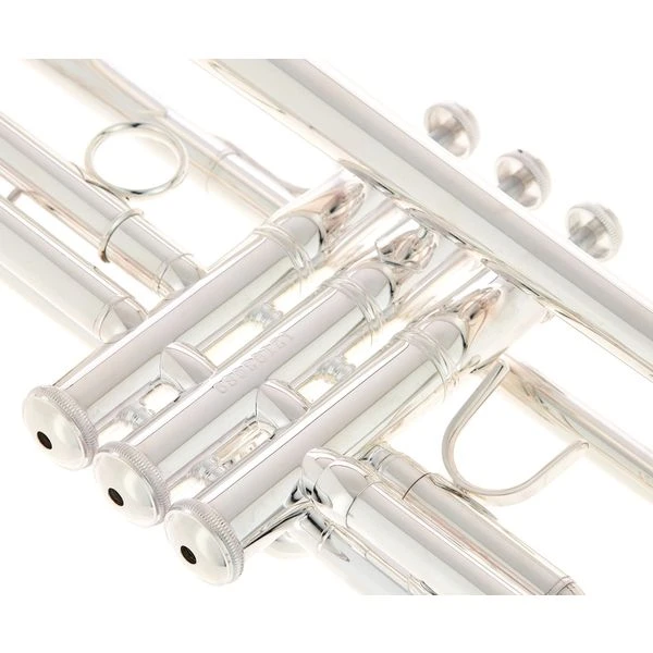 Bach TR-450S Bb- Trumpet 8 Bach TR-450S Bb- Trumpet - Image 6